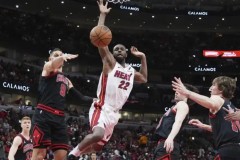 NBA附加賽熱火客場109-90擊敗公牛 希羅38分武切維奇16分12板