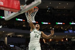 nba最新戰況老鷹113-122雄鹿 字母哥空砍36分16籃板博格丹空砍38分